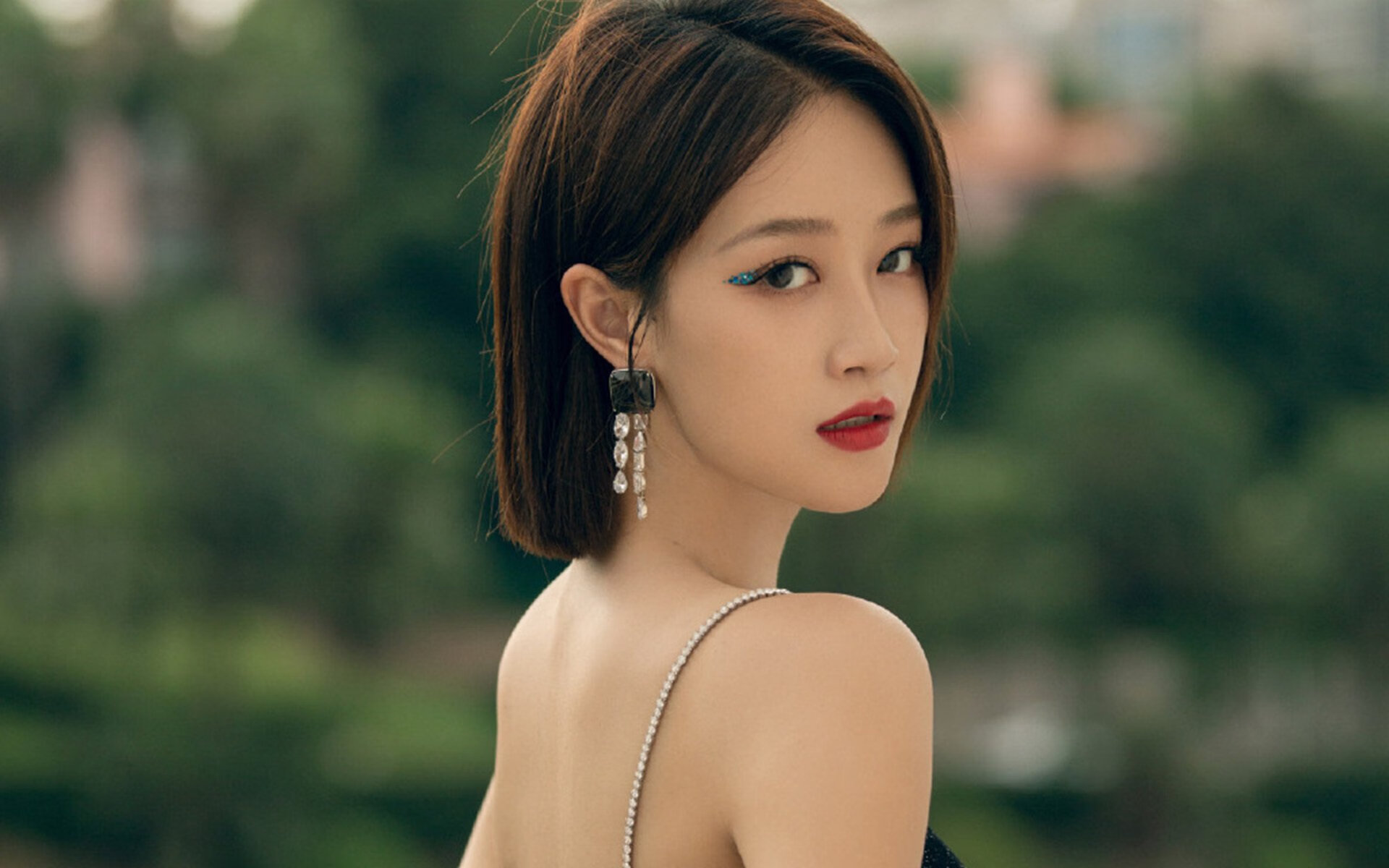 【运动员成长经历】丁俊晖：从少年到世界冠军的历程揭秘，丁俊晖是哪个运动项目的冠军